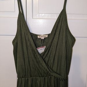 Junior's Large Olive Green Jumpsuit NWT